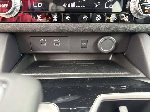 New 2026 Mitsubishi Outlander SE FWD image 30