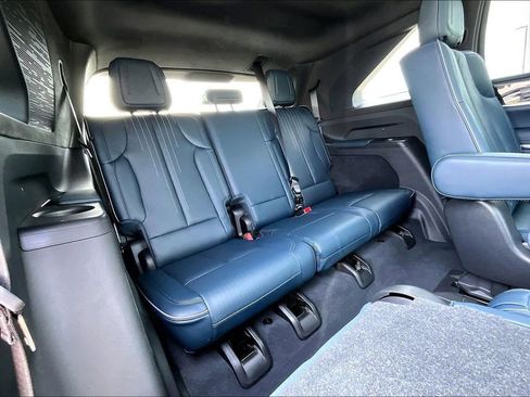 Certified 2025 Cadillac Escalade IQ Luxury 2 w/ LPO, Premium Carpet Package AWD/4WD image 26