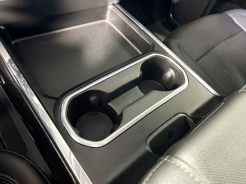 Used 2024 Chevrolet Silverado 3500 LTZ w/ LTZ Premium Package image 15