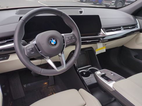 New 2026 BMW X2 xDrive28i w/ Technology Package AWD/4WD image 29