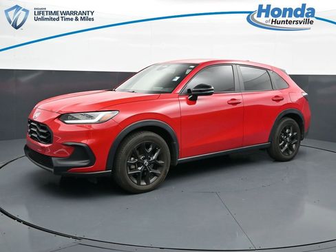 Used 2024 Honda HR-V Sport image 3