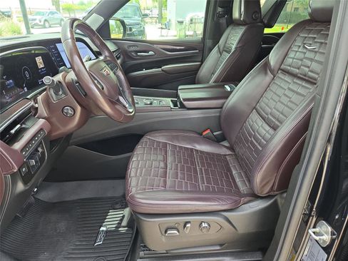 Used 2021 Cadillac Escalade ESV Premium Luxury Platinum AWD/4WD image 28