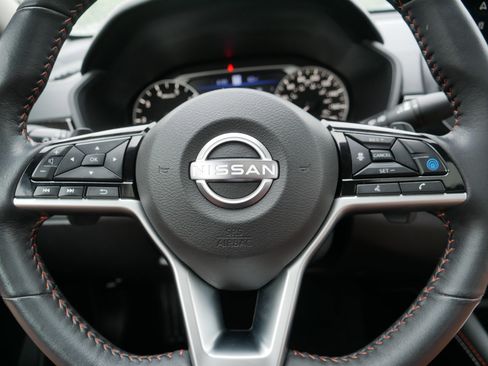 Certified 2023 Nissan Altima 2.0 SR FWD image 25