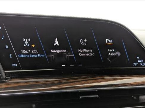 Used 2021 Cadillac Escalade Luxury RWD image 27