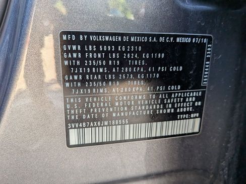 Used 2018 Volkswagen Tiguan SEL Premium AWD/4WD image 27