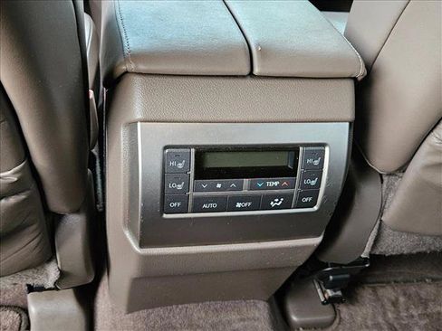 Used 2016 Lexus GX 460 w/ Premium Package AWD/4WD image 18