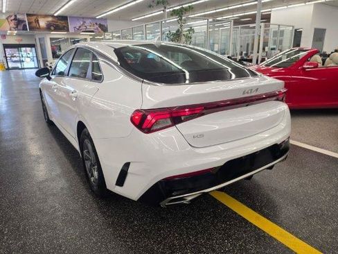 Used 2023 Kia K5 LXS FWD image 6