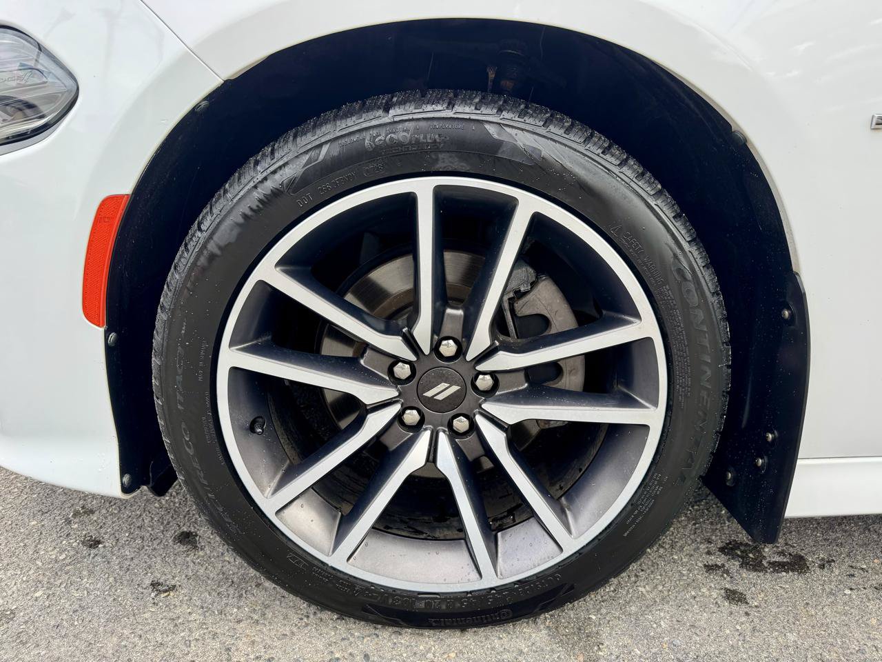 Used 2020 Dodge Charger R/T w/ Plus Group RWD image 29