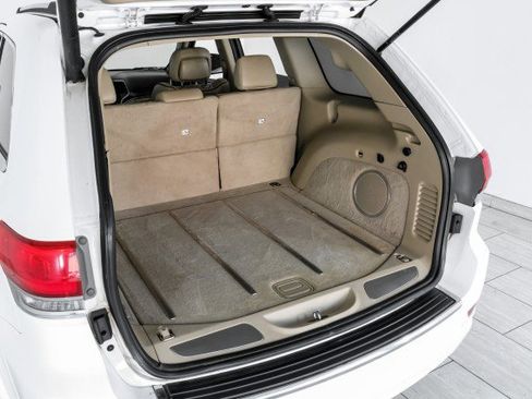 Used 2015 Jeep Grand Cherokee Overland RWD image 54