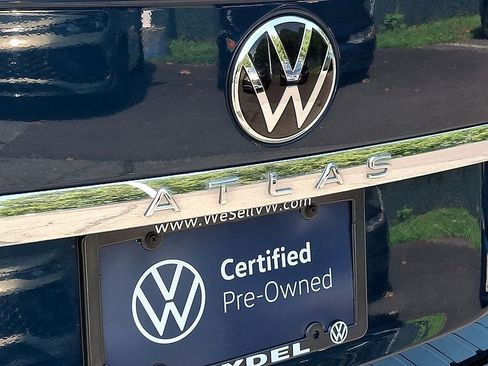 Certified 2023 Volkswagen Atlas SE w/ Panoramic Sunroof Package AWD/4WD image 30