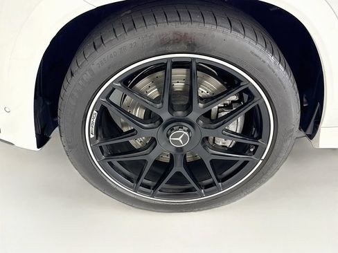 Used 2025 Mercedes-Benz GLE 53 AMG 4MATIC image 30