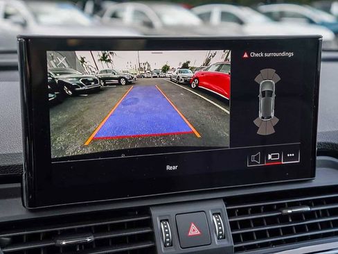 Used 2023 Audi Q5 Premium image 27