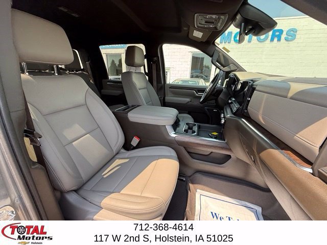 Used 2024 GMC Sierra 2500 SLT AWD/4WD image 16