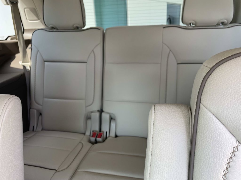 Used 2022 GMC Yukon Denali AWD/4WD image 14