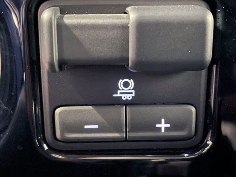 Used 2023 Chevrolet Silverado 1500 RST w/ Z71 Off-Road Package image 29