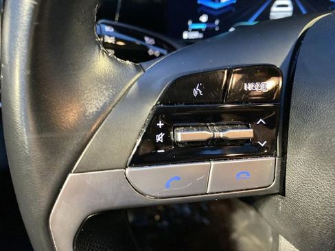 Used 2021 Hyundai Elantra SEL w/ Convenience Package image 26