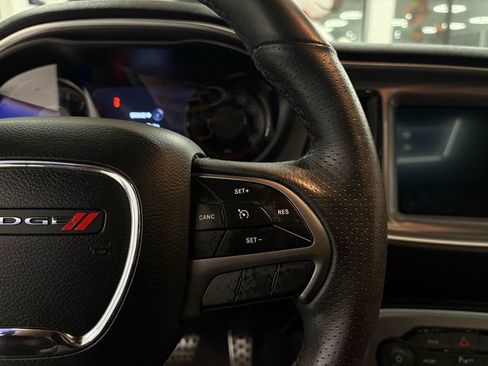 Used 2019 Dodge Challenger SXT w/ Plus Package image 18