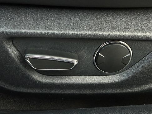 Used 2017 Ford Mustang GT Premium w/ Equipment Group 401A RWD image 69