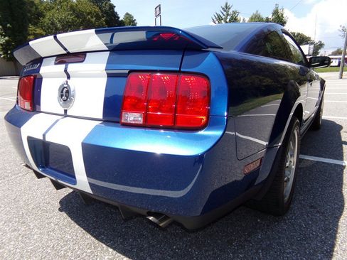 Used 2007 Ford Mustang Shelby GT500 RWD image 7