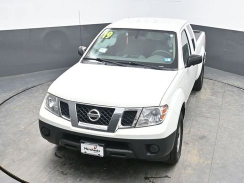 Used 2019 Nissan Frontier S image 14