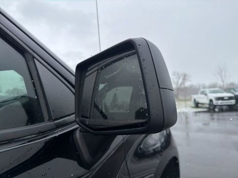 Used 2019 Chevrolet Silverado 1500 Custom Trail Boss w/ Custom Convenience Package image 6