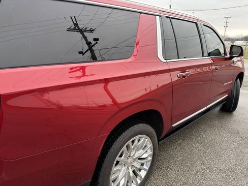 Used 2023 GMC Yukon XL Denali w/ Denali Reserve Package image 15