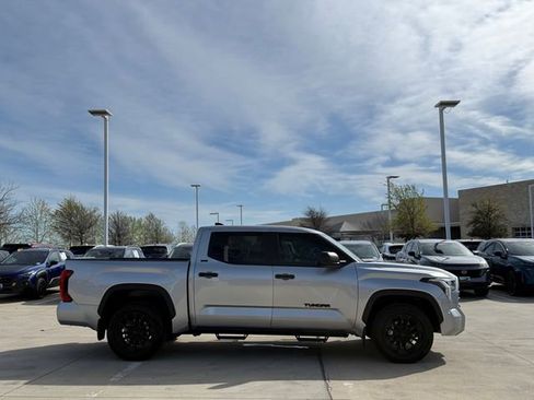 Used 2025 Toyota Tundra SR5 image 5