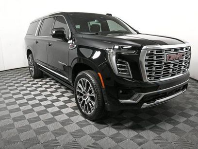 New 2026 GMC Yukon XL Denali w/ Sun & Power Step Package