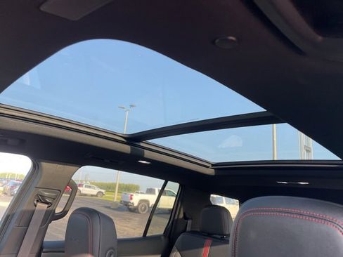 Used 2024 Chevrolet Traverse RS w/ LPO, Floor Liner Package image 4