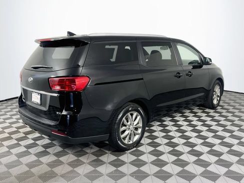 Used 2019 Kia Sedona EX FWD image 8