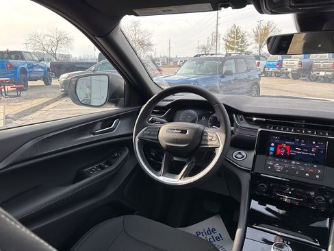 New 2026 Jeep Grand Cherokee L Laredo image 53