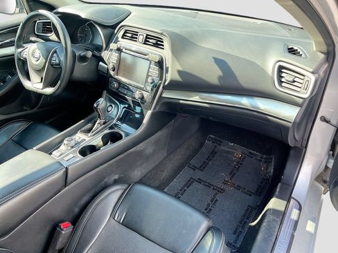 Used 2019 Nissan Maxima 3.5 SV w/ Floor Mat Group FWD image 29