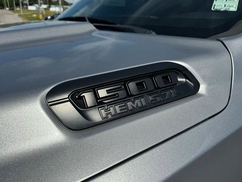Used 2020 RAM 1500 Big Horn AWD/4WD image 12