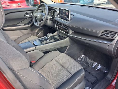 Used 2026 Nissan Rogue SV FWD image 22