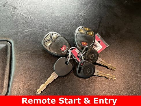 Used 2009 Chevrolet Silverado 2500 LT w/ Exterior Plus Package image 4