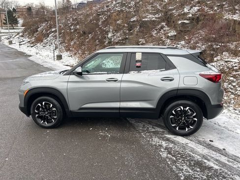 Used 2023 Chevrolet TrailBlazer LT w/ Convenience Package image 15