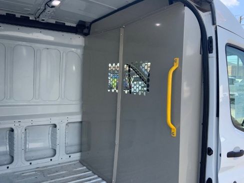 Used 2019 Ford Transit 250 148 Medium Roof image 30