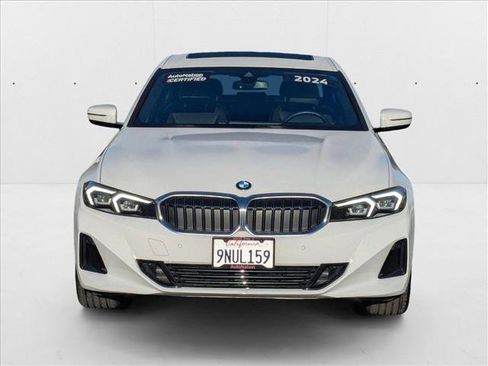 Certified 2024 BMW 330i Sedan w/ Convenience Package image 2