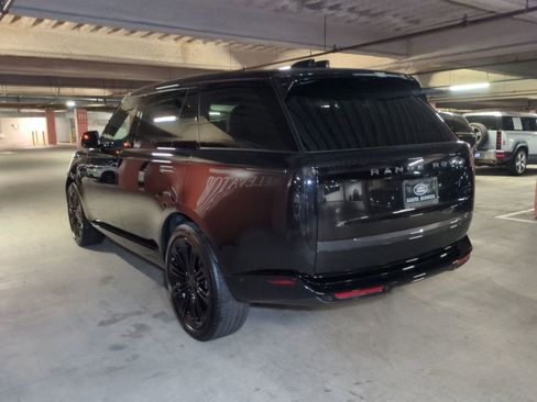 New 2026 Land Rover Range Rover Long Wheelbase SE AWD/4WD image 3
