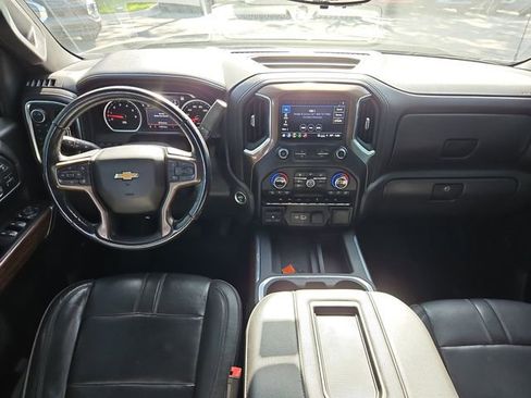 Used 2021 Chevrolet Silverado 1500 High Country w/ Technology Package image 10