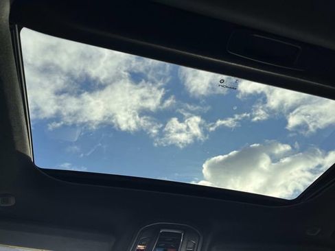 New 2025 Jeep Grand Cherokee image 16