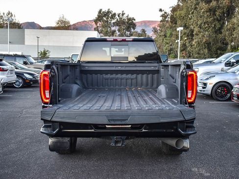 Used 2021 GMC Sierra 3500 Denali w/ Denali Ultimate Package image 23