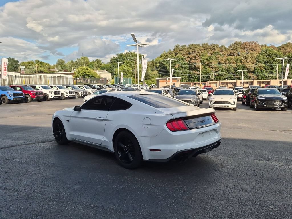 Used 2021 Ford Mustang GT RWD image 7