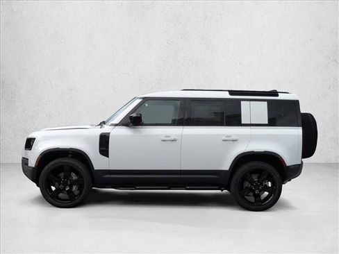 New 2026 Land Rover Defender 110 S AWD/4WD image 5