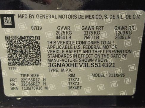 Used 2020 Chevrolet Equinox LS w/ LPO, Chrome Package FWD image 33