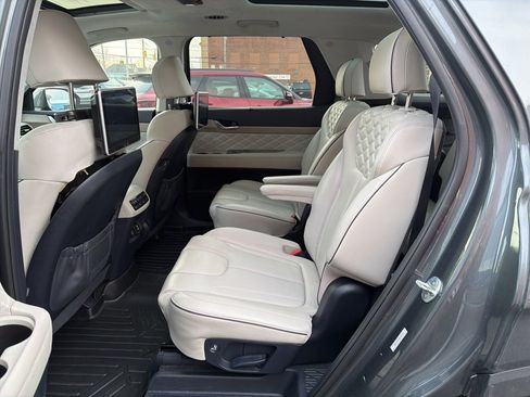 Used 2022 Hyundai Palisade Calligraphy image 15