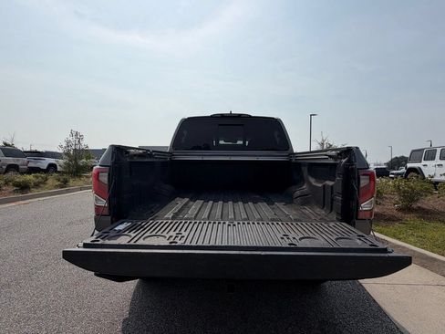 Used 2023 Nissan Titan PRO-4X w/ Pro-4x Convenience Package AWD/4WD image 23