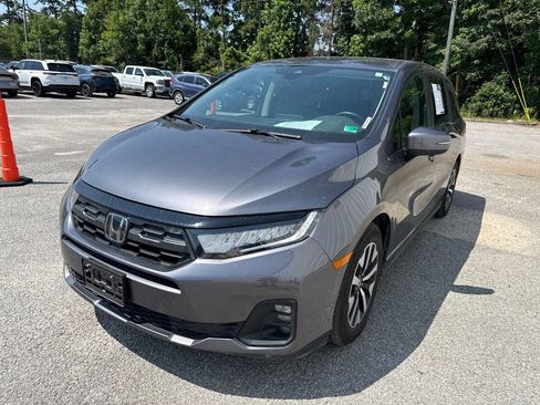 Used 2025 Honda Odyssey EX-L image 4