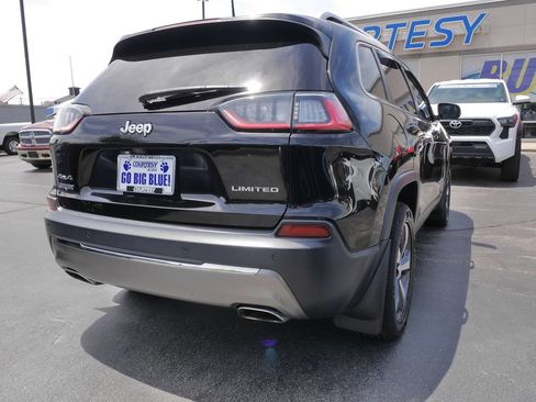 Used 2019 Jeep Cherokee Limited AWD/4WD image 5