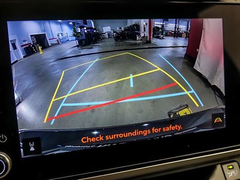 Certified 2025 Toyota Camry SE image 18